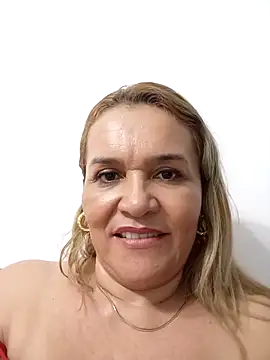 Chat +18 de charlotte_milf30 ao vivo