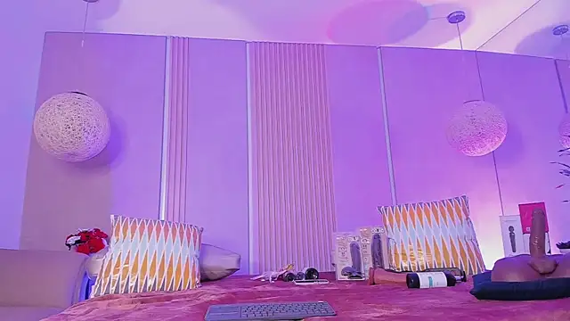 XXX chat uživo modela sabrina_shark_