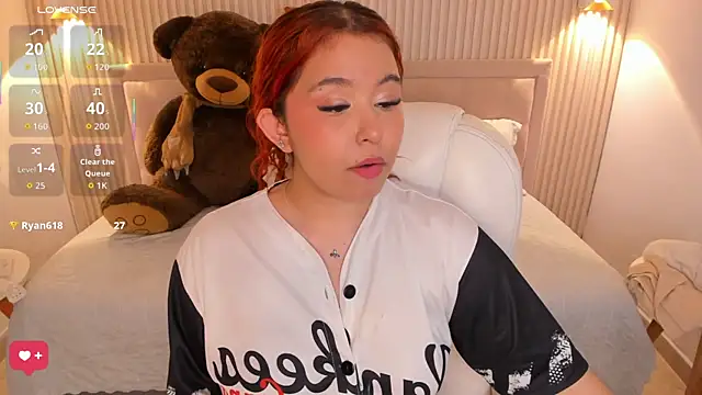 Chat XXX ao vivo de Atenea_cuteee