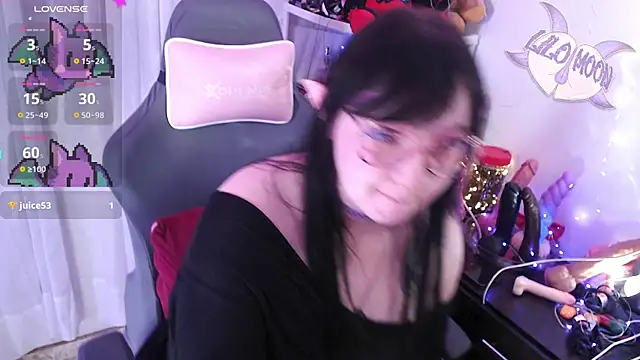 LiloMoon69 – Naživo XXX chat