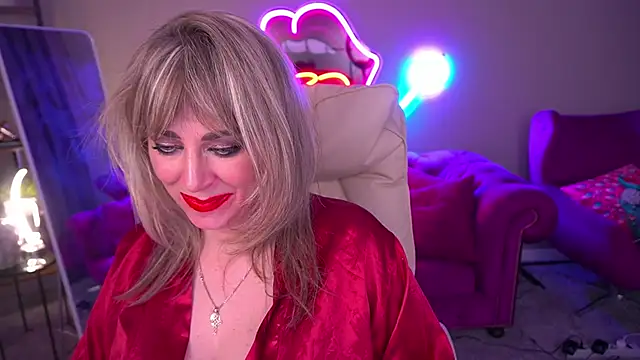 CandyLadyyy 라이브 XXX 채팅