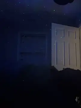 Queen_Phoenix élő XXX-chatje