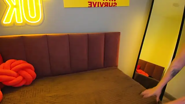 Erica_Nelson Chat XXX in diretta