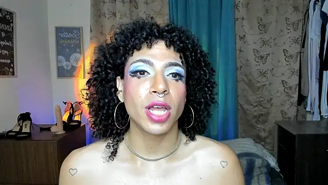 Angel_White25 Show Webcam