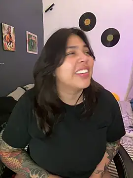 miacanela_xo 即時 XXX 聊天