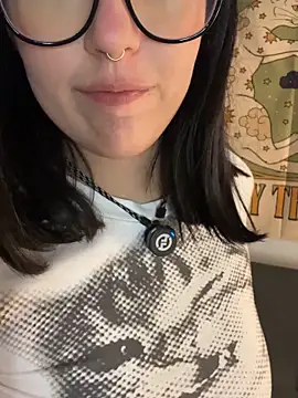 XXX chat uživo modela HinaSweet