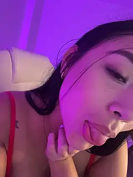 nyna_1 Chat XXX live