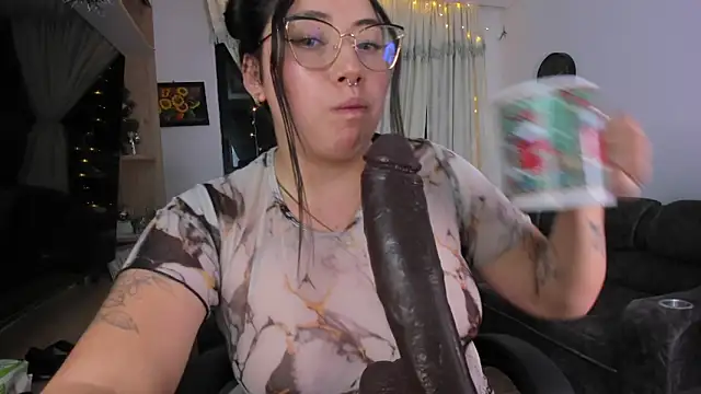 Chat +18 de Mariana_Castro9 ao vivo