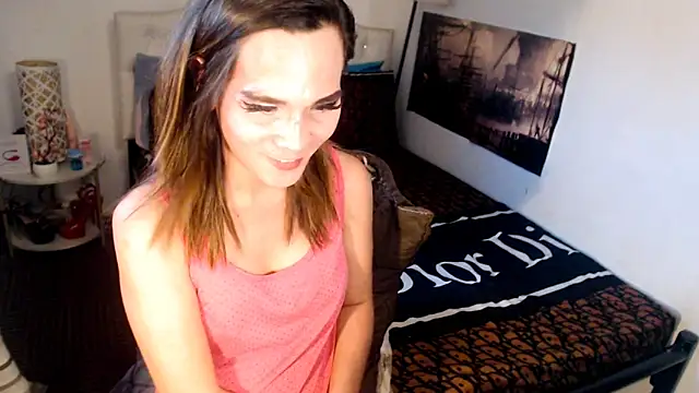 NinaDOM4CUM Adlı Modelin Canlı XXX Sohbeti