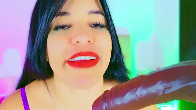 CharlootteEvans Chat XXX in diretta