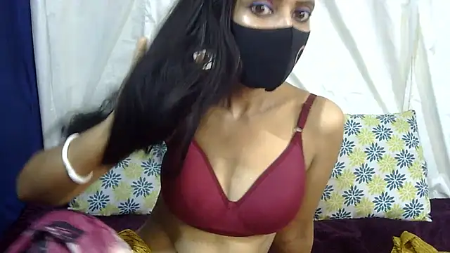 Only-Priya Live XXX-Chat