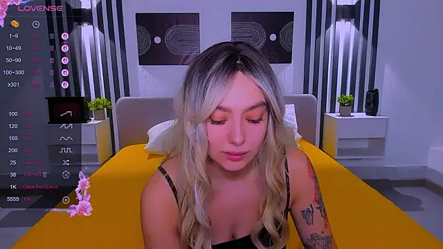 Emily_Tylerr Live XXX-Chat