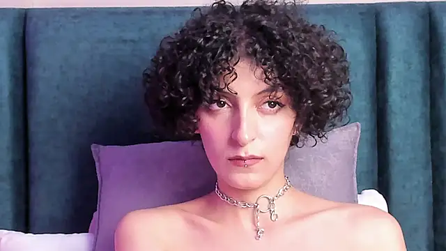 LyraVendrell Chat XXX in diretta