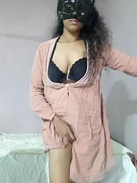 Show de Chathuni na webcam