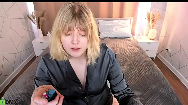 แชท XXX สดของ luna_c0ra