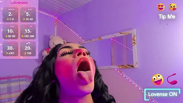 Ash-BbynightのライブXXXチャット