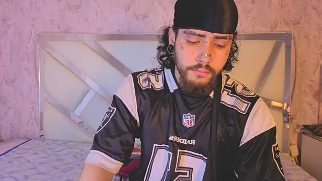 Chat +18 de Benny_and_Mark ao vivo