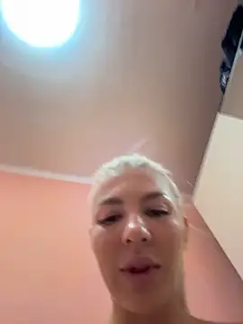 Chat +18 de NewLale ao vivo