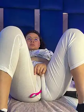 Chat +18 de alice_love052 ao vivo