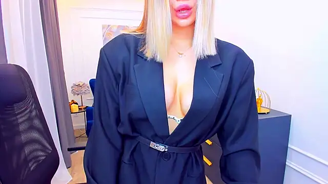 SelenaeMoore – Naživo XXX chat