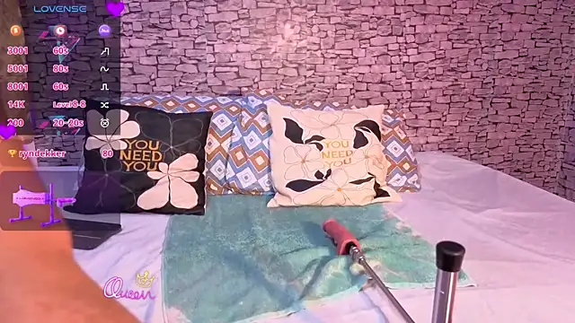 Chat +18 de AbyanaGom ao vivo