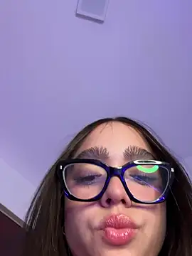 hottiee_melannie Obrolan Langsung XXX