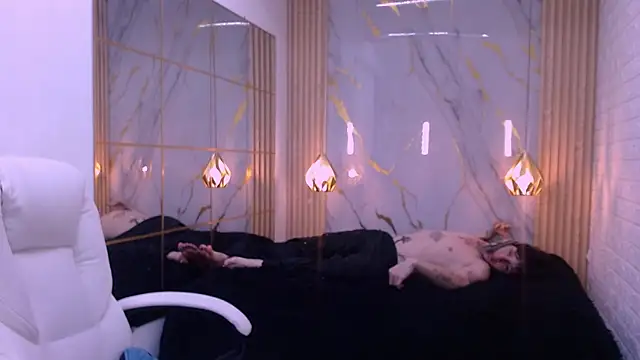 Iantwink18 라이브 XXX 채팅