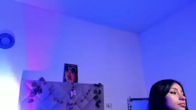 Chloe_Miller_2 Live XXX Chat