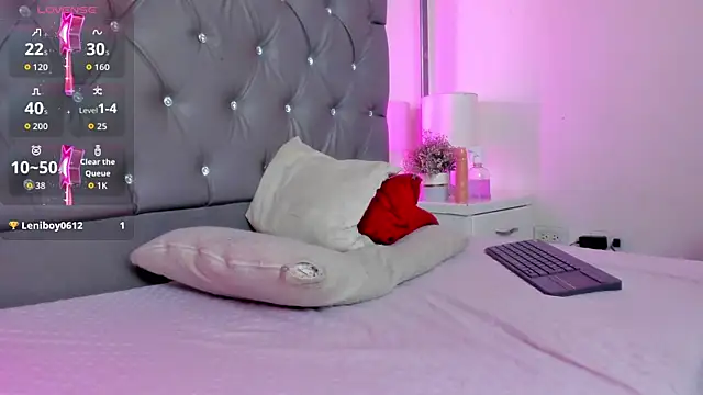 XXX chat uživo modela Valentina-Nova-