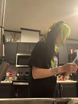 alicewonder09 élő XXX-chatje