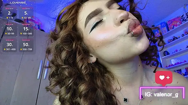 Chat +18 de valenor_ ao vivo