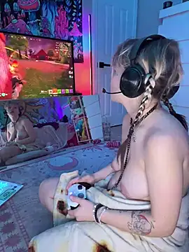 Cutiepiespanks élő XXX-chatje