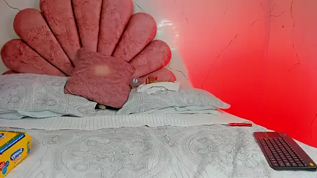 NiickyJones élő XXX-chatje