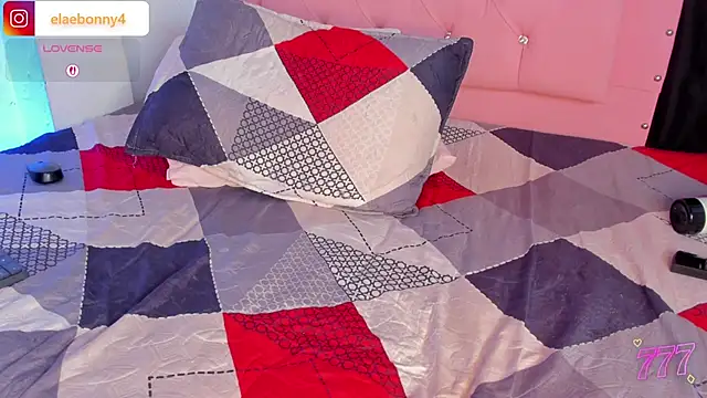 XXX chat uživo modela Keily-w