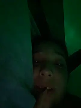 Chat +18 de cutie_dance ao vivo