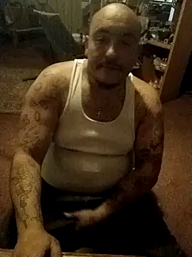 Dick4yourholes' Live XXX Chat