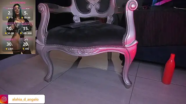 Chat +18 de Alahia_Dangelo ao vivo