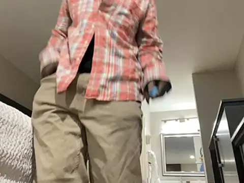 Backshort11 Webcam show