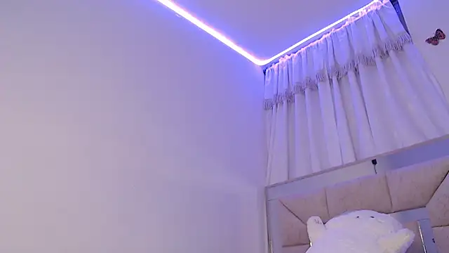 Chat +18 de AlitaAnisee ao vivo