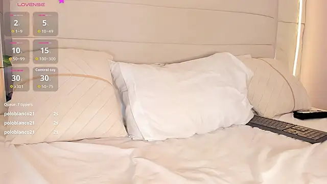 EmyWalton_: απευθείας συνομιλία ΧΧΧ