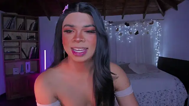 CuteRomi Live XXX Chat