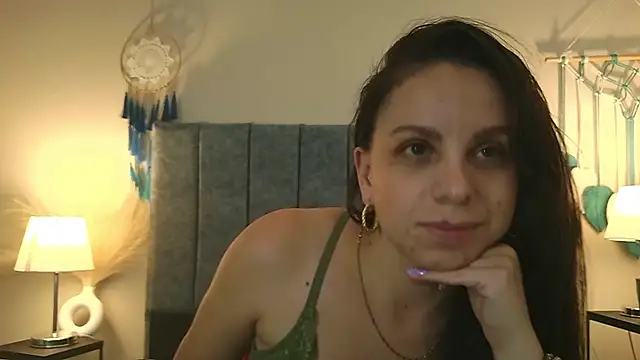 NatalyGuzman26's Live XXX Chat