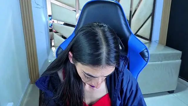 Chat +18 de Maily_a_ ao vivo