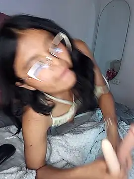 luna_velveth – Naživo XXX chat