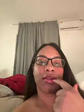 Pokazy przed kamerką – Chaniita