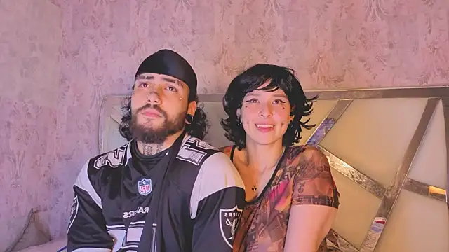 Chatroom XXX en direct de Benny_and_Mark