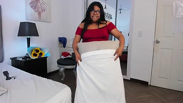 Kiri_Black_n Live XXX chat