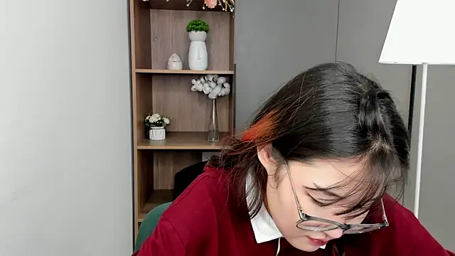 NelleMihalko live XXX chat