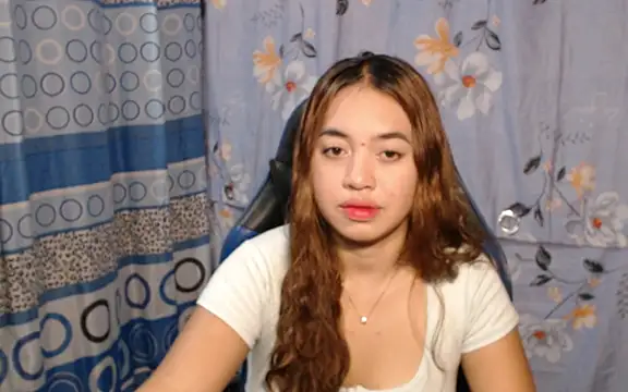 Chat +18 de urlover_mae26 ao vivo