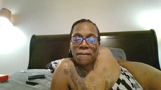 Pokazy przed kamerką – SweetParadise101